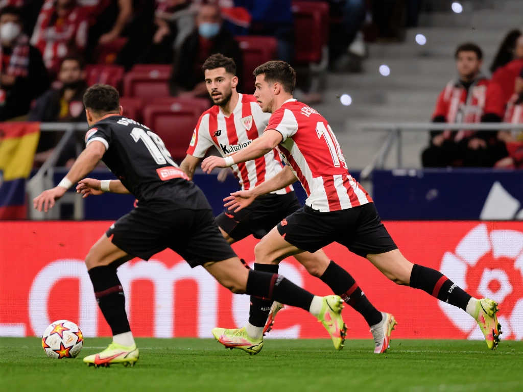 巴尔韦德:闯入欧联半决赛是重大突破,下一目标全力争取欧冠资格 巴尔韦德:闯入欧联半决赛是重大突破,下一目标全力争取欧冠资格